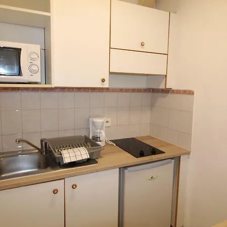 Apartment Studio Parking Piscine Ga80