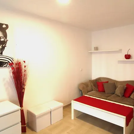 Apartment Studio Parking Piscine Ga80 *
