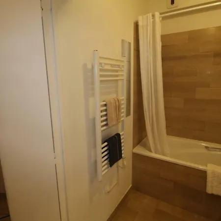 Studio Parking Piscine Ga80 * カンヌ